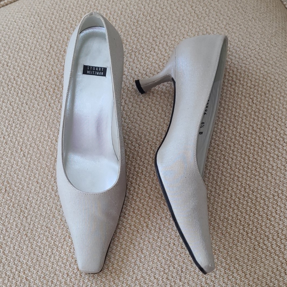 Stuart Weitzman Pump - image 1